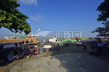 缅甸风光 伊洛瓦底河码头