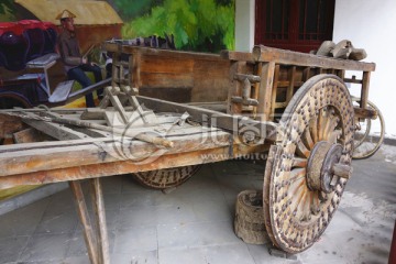 木轮车