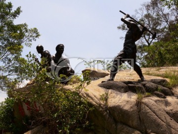 胡里山炮台雕像