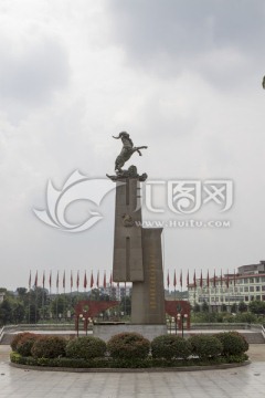 黄家广场羊雕像