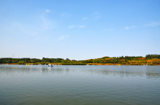 湖面美景