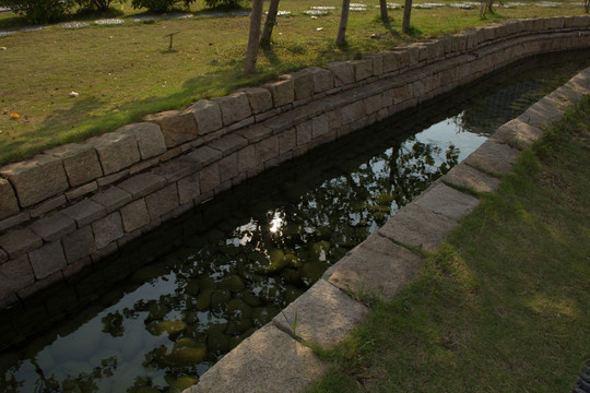 南越王宫苑曲水池