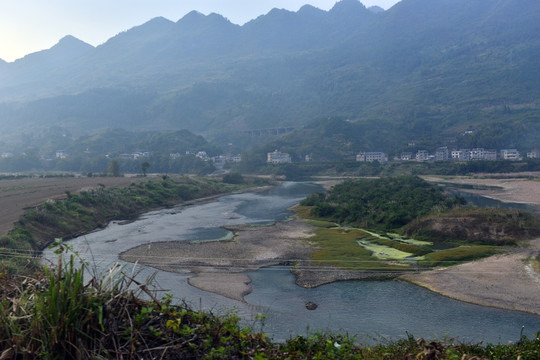 河流河滩