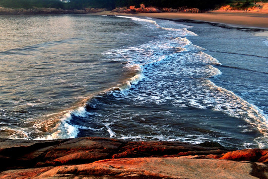 海边海浪花