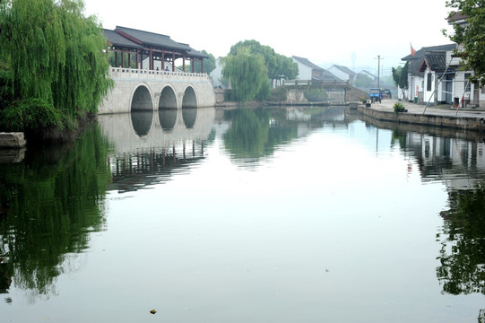 安昌三孔桥远眺
