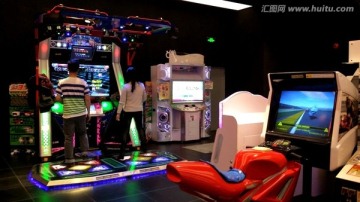 电玩游戏厅 跳舞机