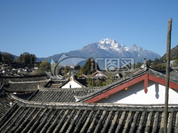 丽江古城玉龙雪山