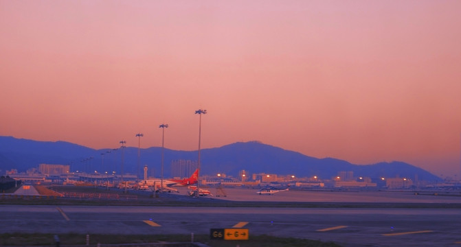 深圳机场T3航站楼夜景