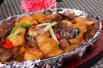 铁板海参豆腐