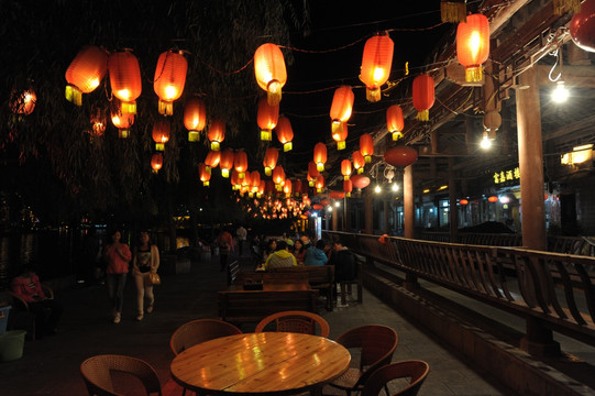 舞阳河酒吧街夜景