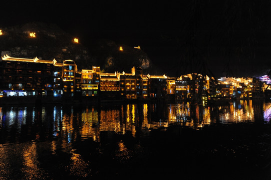 舞阳河夜景