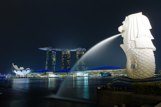新加坡 鱼尾狮 夜景 金沙酒店
