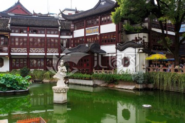 上海豫园汉白玉荷花仙女雕塑