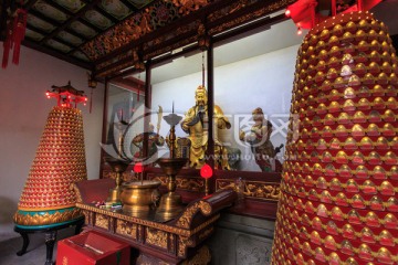 上海城隍庙关圣殿关圣帝君塑像