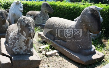 古代石雕作品 石马 石羊 石雕