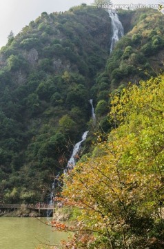 磐安舞龙峡瀑布