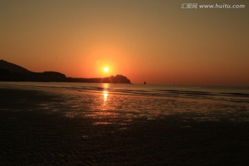 海上日出