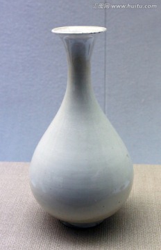 元代白瓷玉壶春瓶