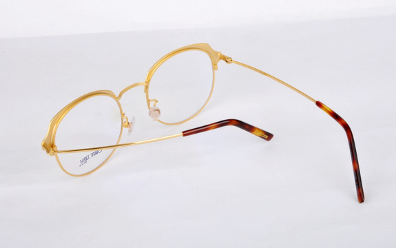 金色眼镜 金属眼镜