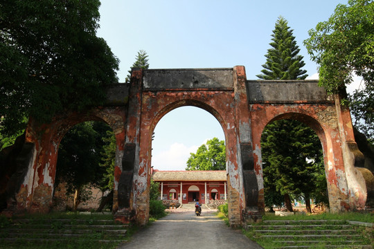 古代拱门
