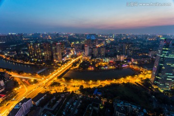 成都东大街九眼桥风光