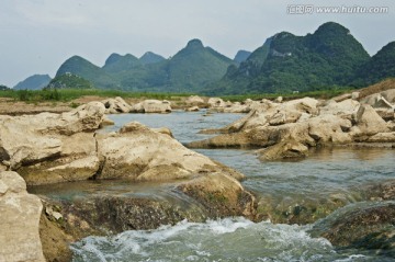 小河