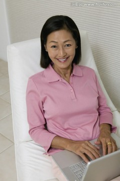 中年女子