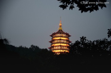 杭州六和塔夜景