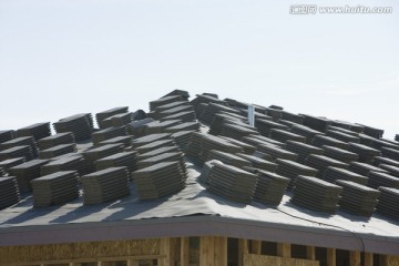 屋顶上的瓦片