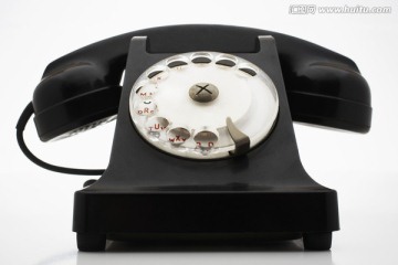 老式的黑色电话