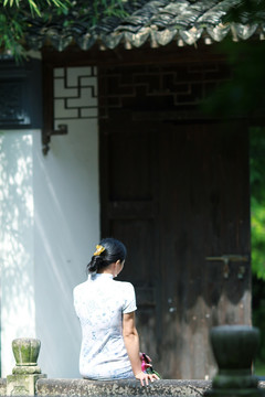 古典美女背影