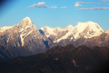 贡嘎雪山