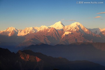 贡嘎金山