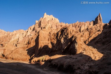 新疆库车大峡谷