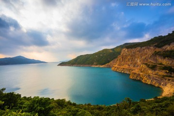 麦理浩径