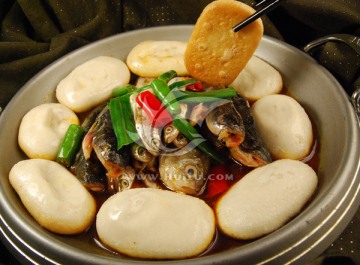 小鱼锅贴