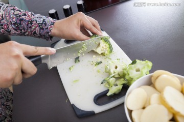 裁剪花椰菜