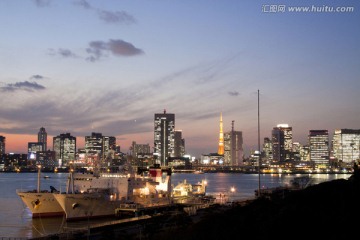 东京晴海码头和塔