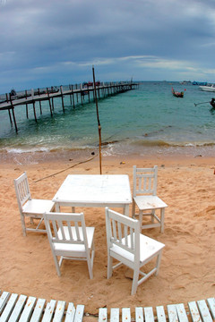 泰国海滩上 椅子