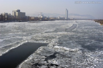 冰冻的多瑙河
