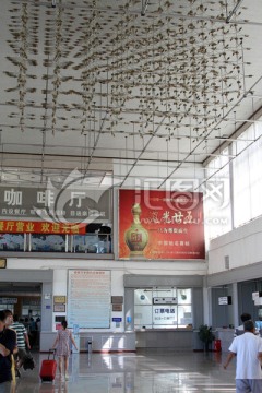 锦州机场候机楼内景