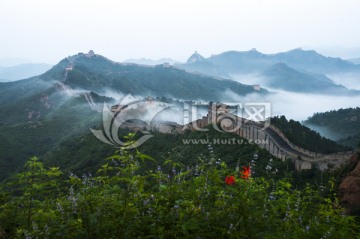 金山岭长城 夏天 大雾