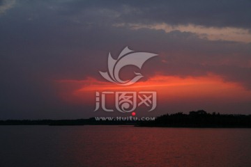 彩霞 乌云