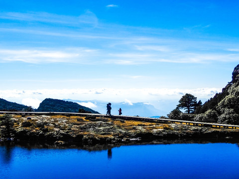 高山湖泊