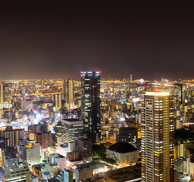 鸟瞰繁华城市夜景