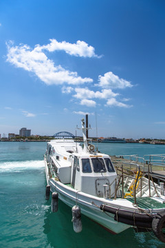 海港游艇