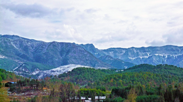 雪山冬景 山林 田地 田园