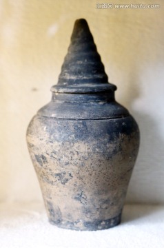 古代塔式罐
