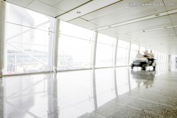 广州机场候机大厅