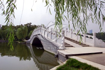 武汉东湖石桥